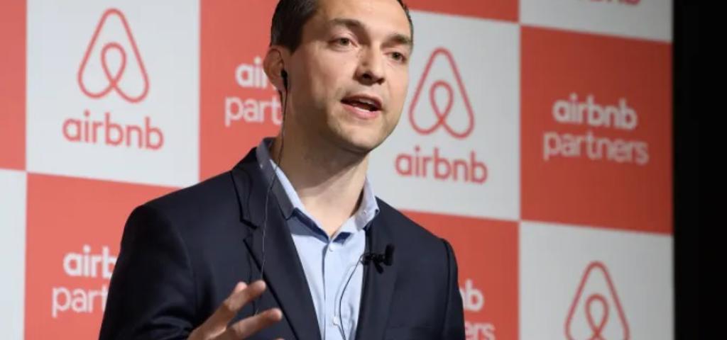 Κατεβάζει... ρολά η Airbnb στην Κίνα 